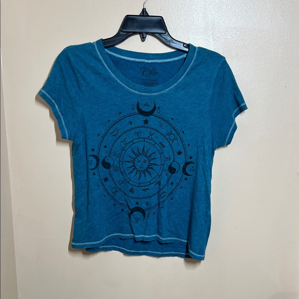Cold Crush Teal Short-Sleeve Celestial Graphic Tee